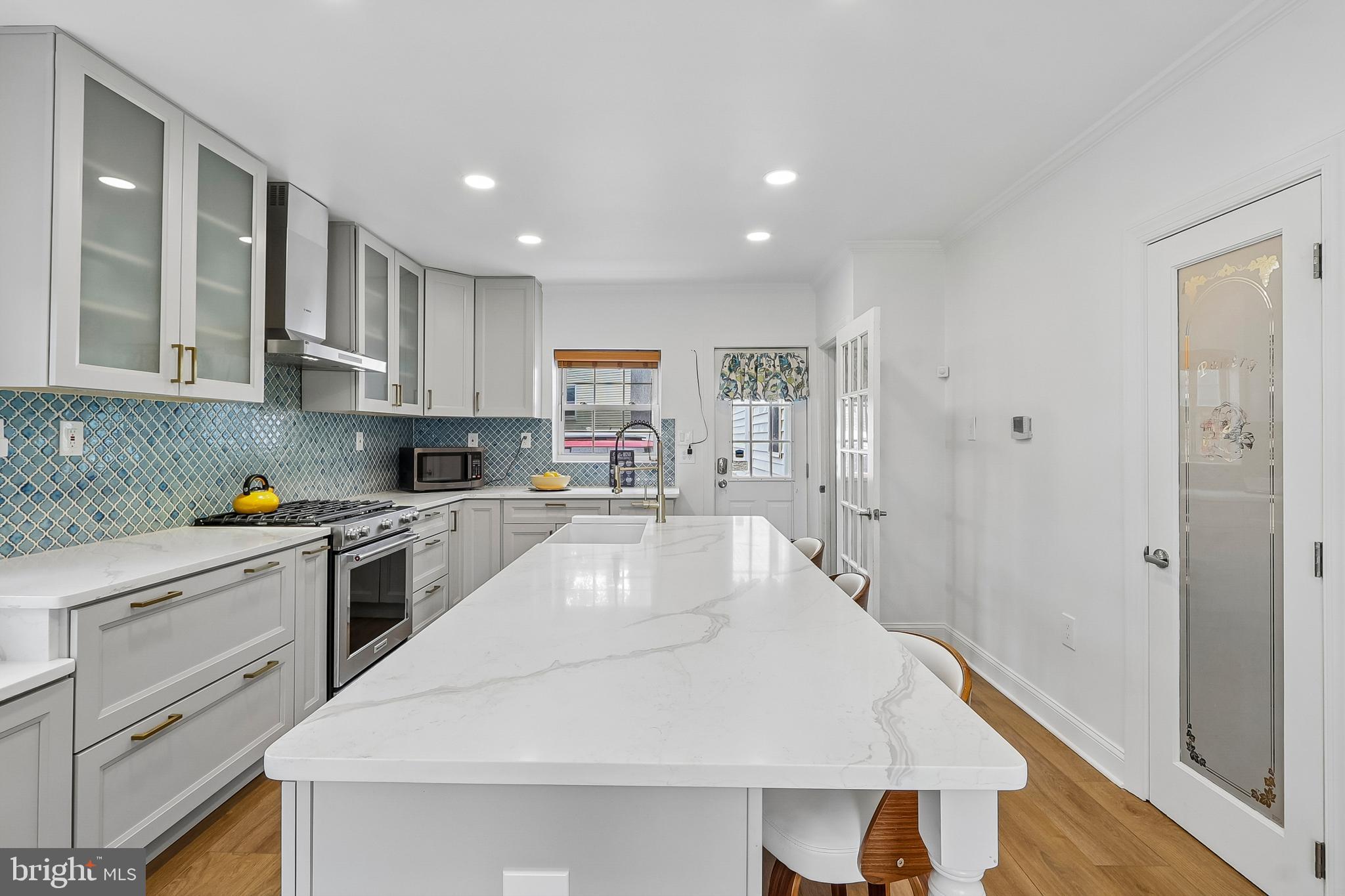 820 Philadelphia Avenue Silver Spring, MD 20910 - Photo 9 of 55 Kitchen