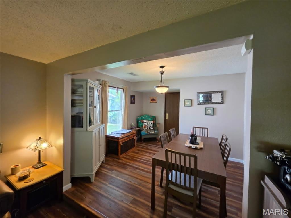 850 Fort Henry Road Belleville, IL 62221 - Photo 11 of 17