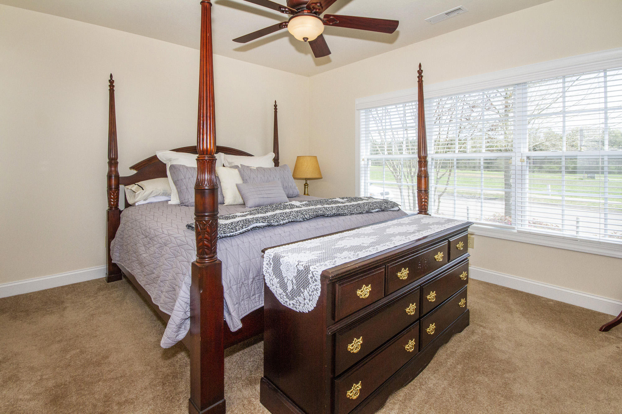 136 Fallberry Street Oak Ridge, TN 37830 - Photo 23 of 33 Bedroom 3