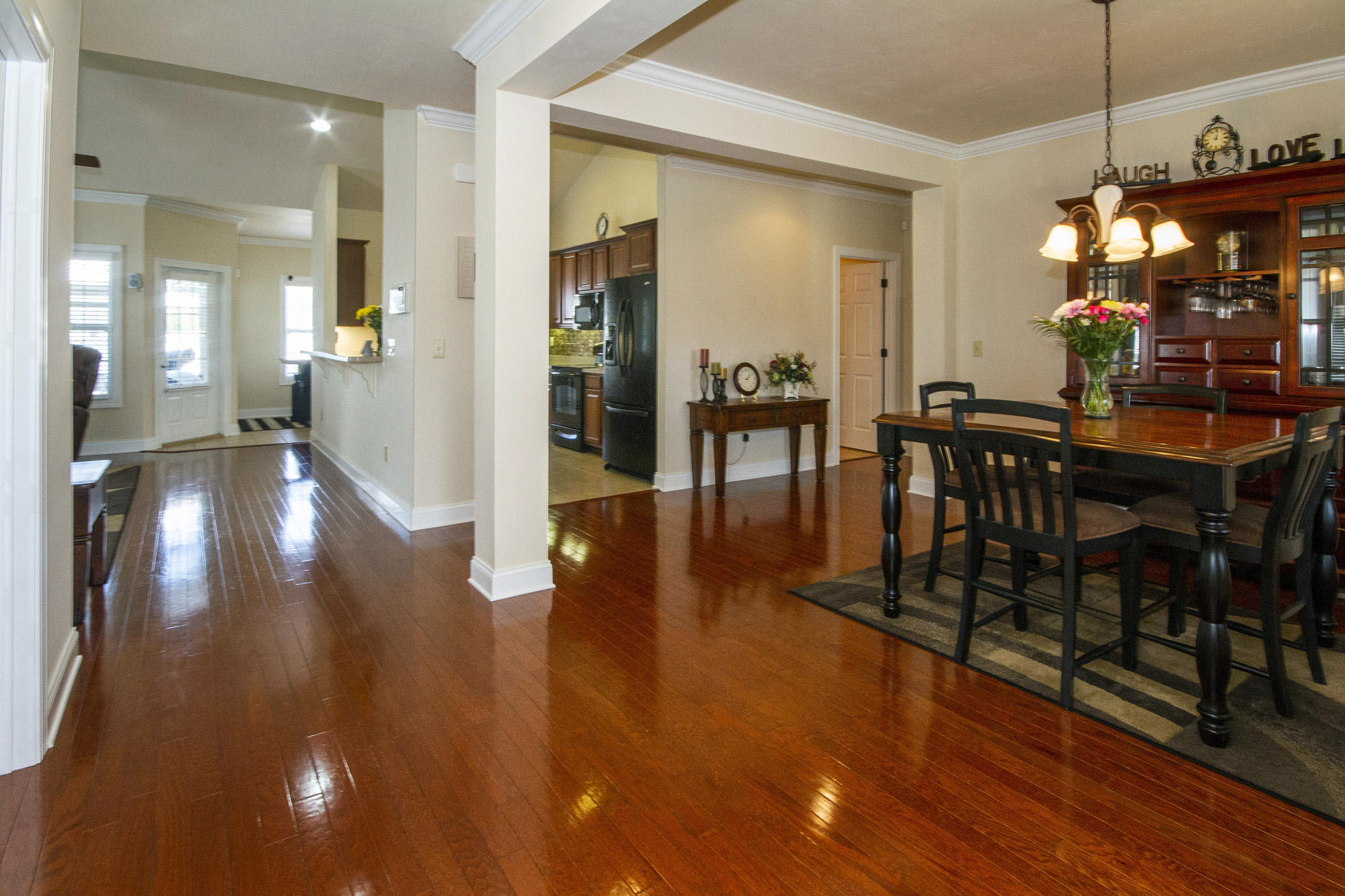136 Fallberry Street Oak Ridge, TN 37830 - Photo 4 of 33 Entrance Foyer