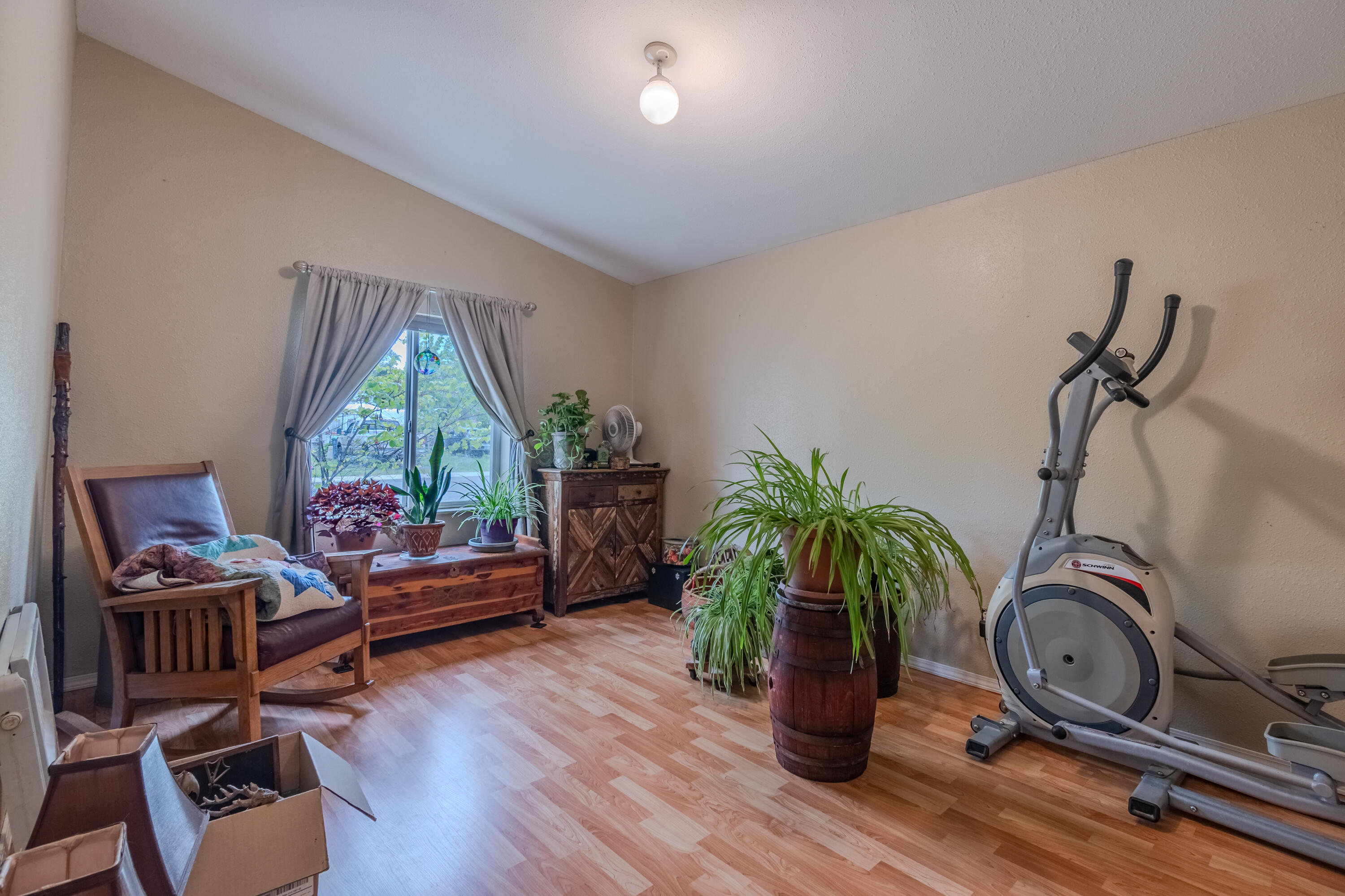 110 West 5th Street Phoenix, OR 97535 - Photo 14 of 25