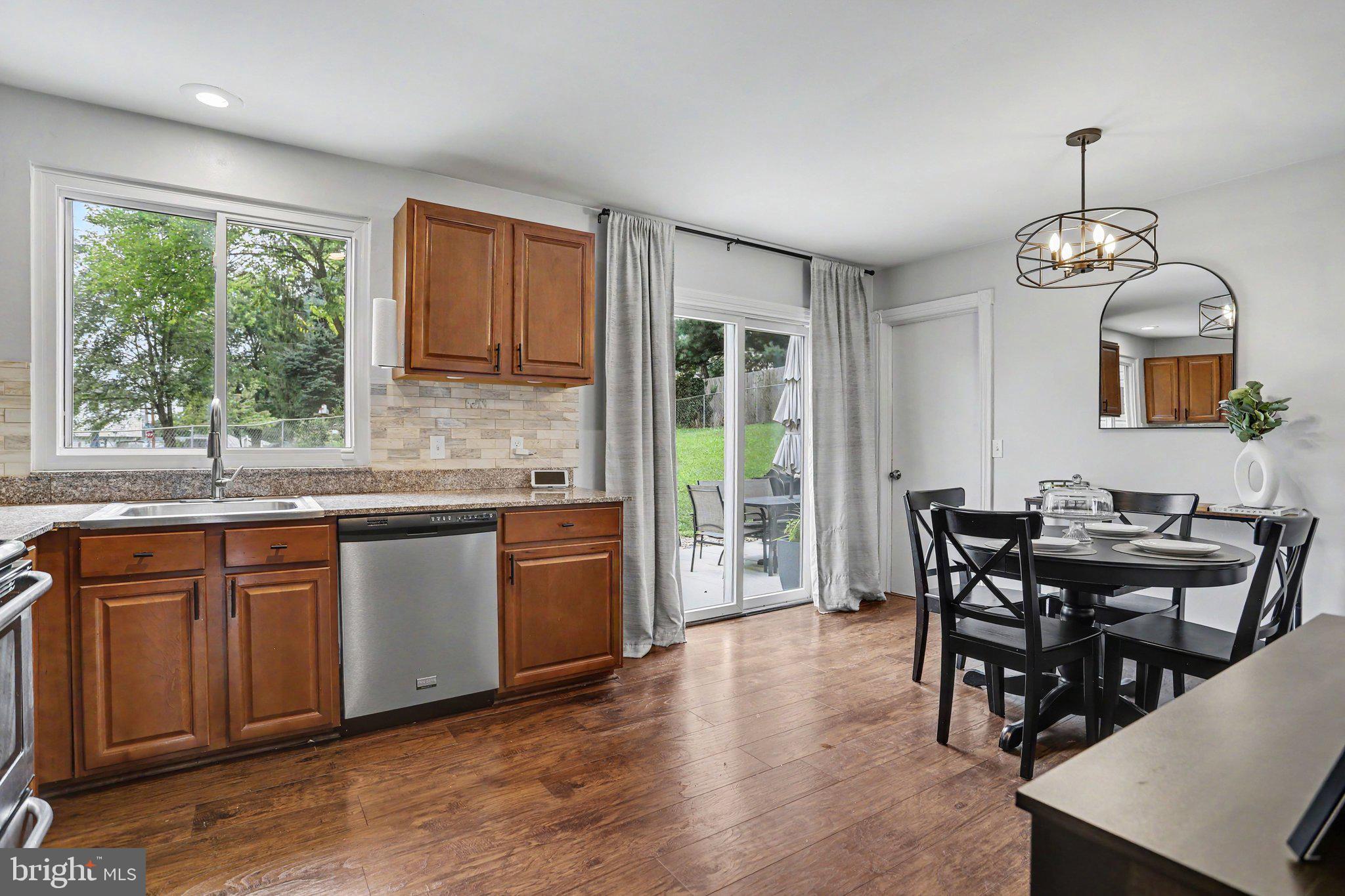 310 Rita Road York, PA 17402 - Photo 13 of 28 Gallery Image 13