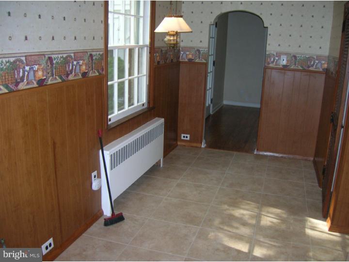 448 Pinecrest Road Springfield, PA 19064 - Photo 10 of 22 Breakfast Room