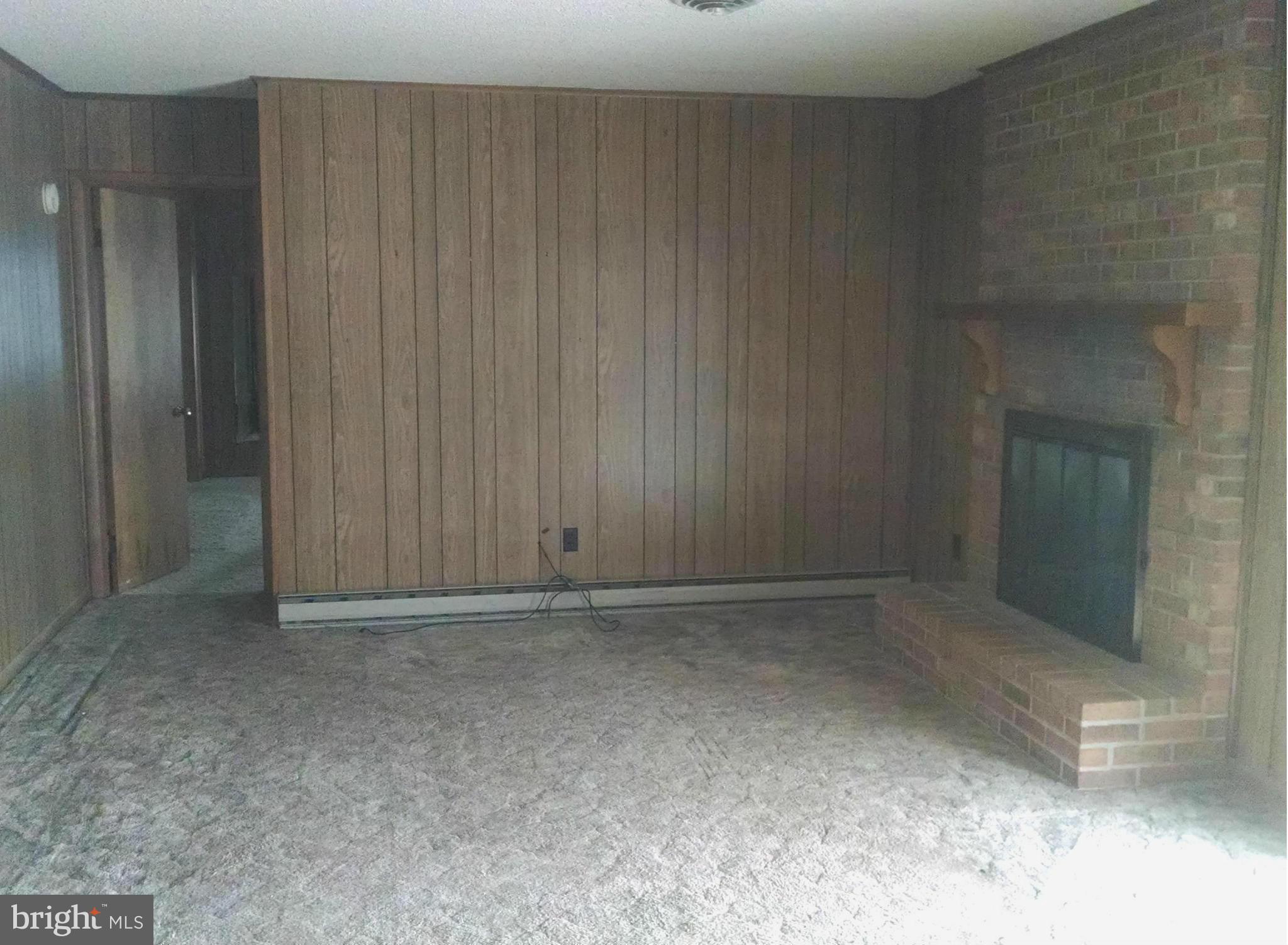 5518 Bonnie Brook Road Cambridge, MD 21613 - Photo 10 of 20 Family Room