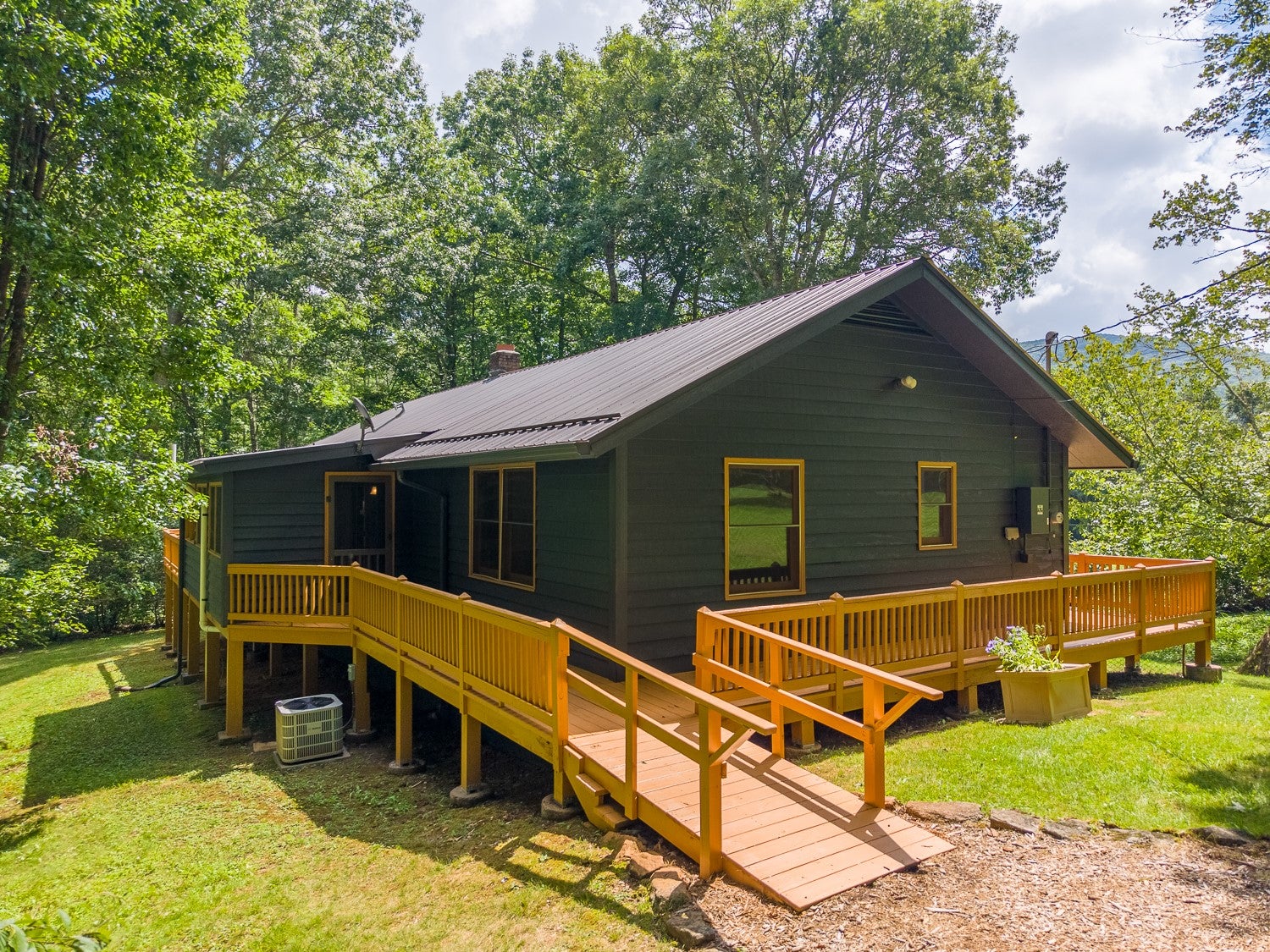 116 Shady Rest Road Cullowhee, NC 28723 - Photo 4 of 26 Gallery Image 4