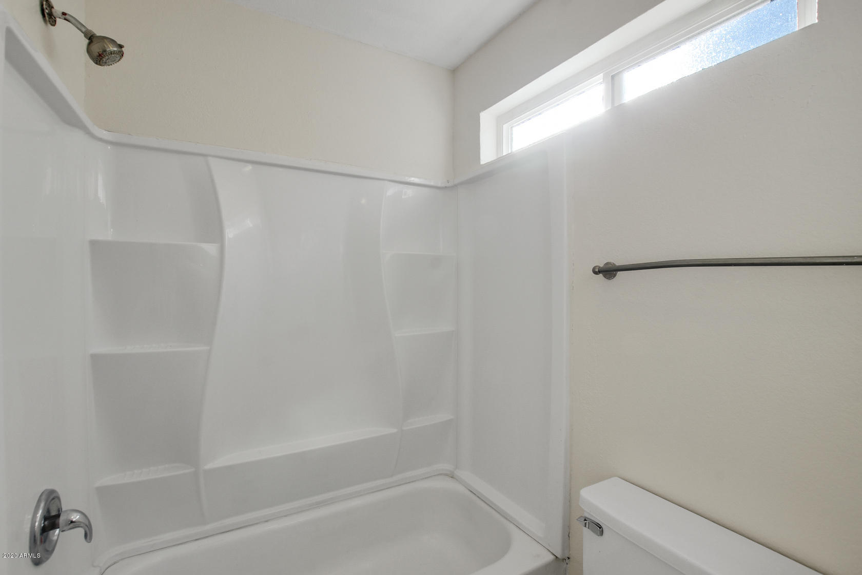 1738 East Carter Road Phoenix, AZ 85042 - Photo 21 of 35 23-Master Bathroom