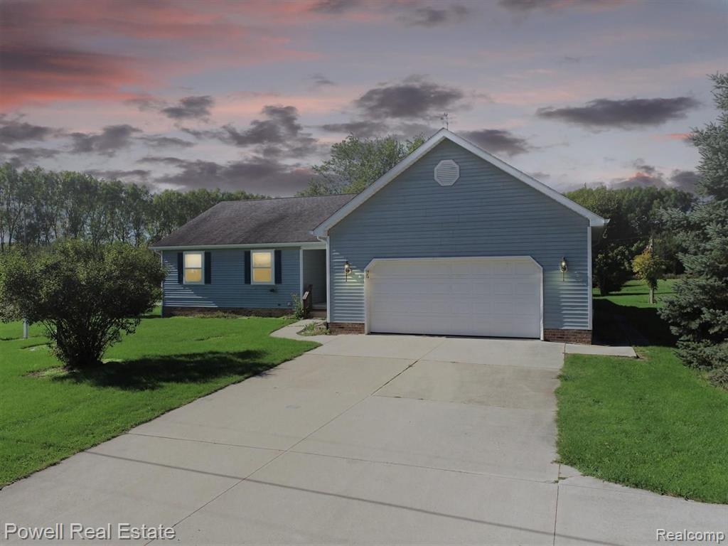 1699 Smith Road Lapeer, MI 48446 - Photo 5 of 54