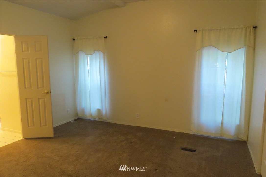 437 Dungeness Meadows Sequim, WA 98382 - Photo 15 of 19