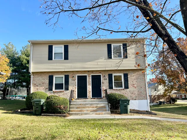 $330,000 | 913 Page Street, Unit A AND B, Salem, VA 24153