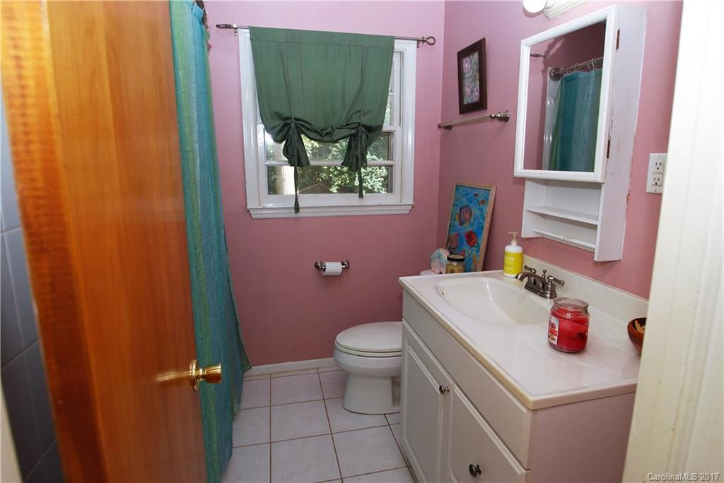 3929 Rockfern Road Charlotte, NC 28217 - Photo 12 of 23 Gallery Image 12