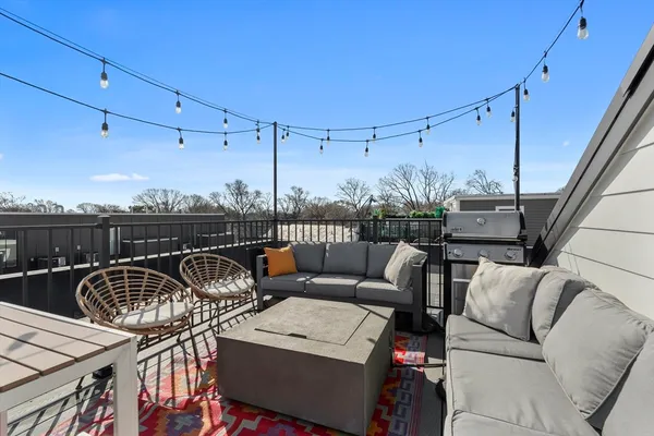 $4,400 | 49 Rogers Street, Unit 7, Boston, MA 02127
