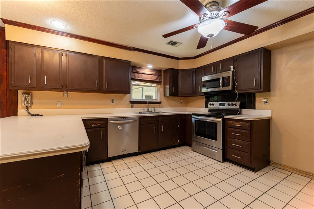 20408 Smith Road Covington, LA 70435 - Photo 8 of 44 Gallery Image 8