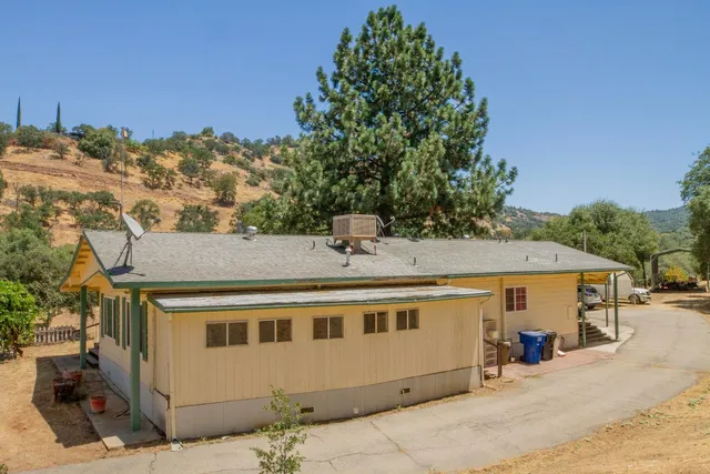 $275,000 | 46424 Baldpate Lane, Squaw Valley, CA 93675
