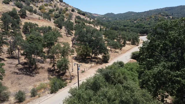 $275,000 | 46424 Baldpate Lane, Squaw Valley, CA 93675