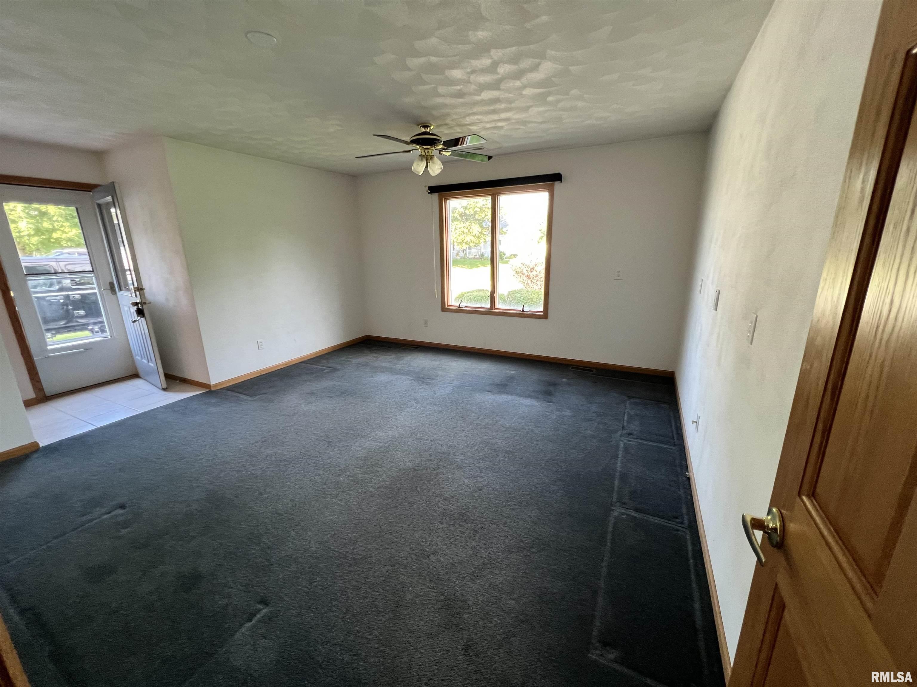 14 Hickory Hills Road Geneseo, IL 61254 - Photo 5 of 10 Gallery Image 5