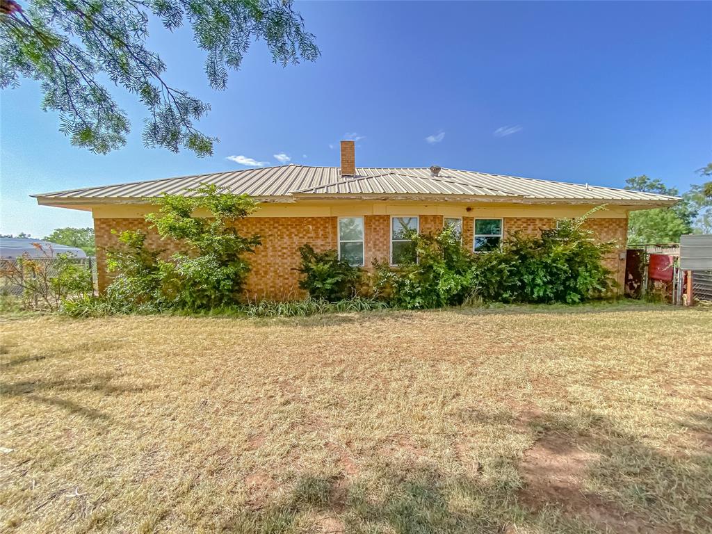 1195 County Road 415 Merkel, TX 79536 - Photo 4 of 40