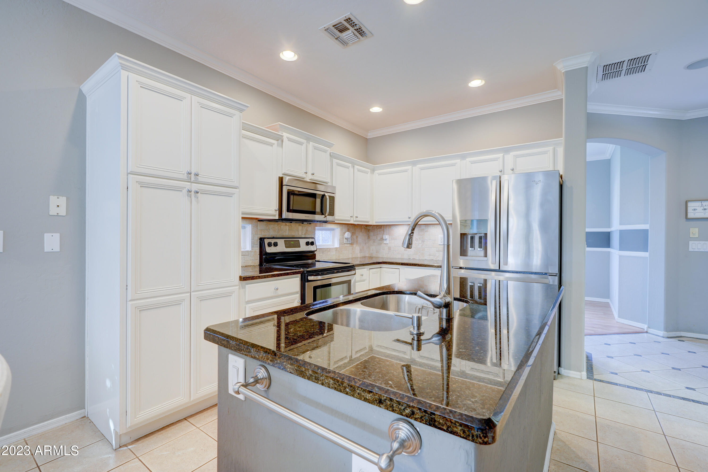 1743 South Rome Street Gilbert, AZ 85295 - Photo 7 of 35 1743 S Rome st-29