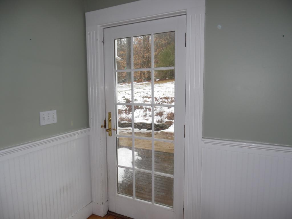 31 Stingy River Road Epping, NH 03042 - Photo 5 of 24