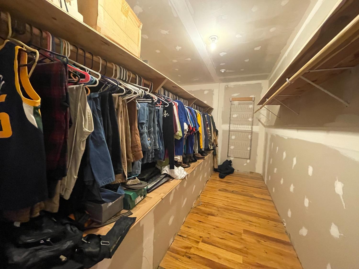 12302 Bennett Road Florence, IN 47020 - Photo 21 of 39 Master Closet