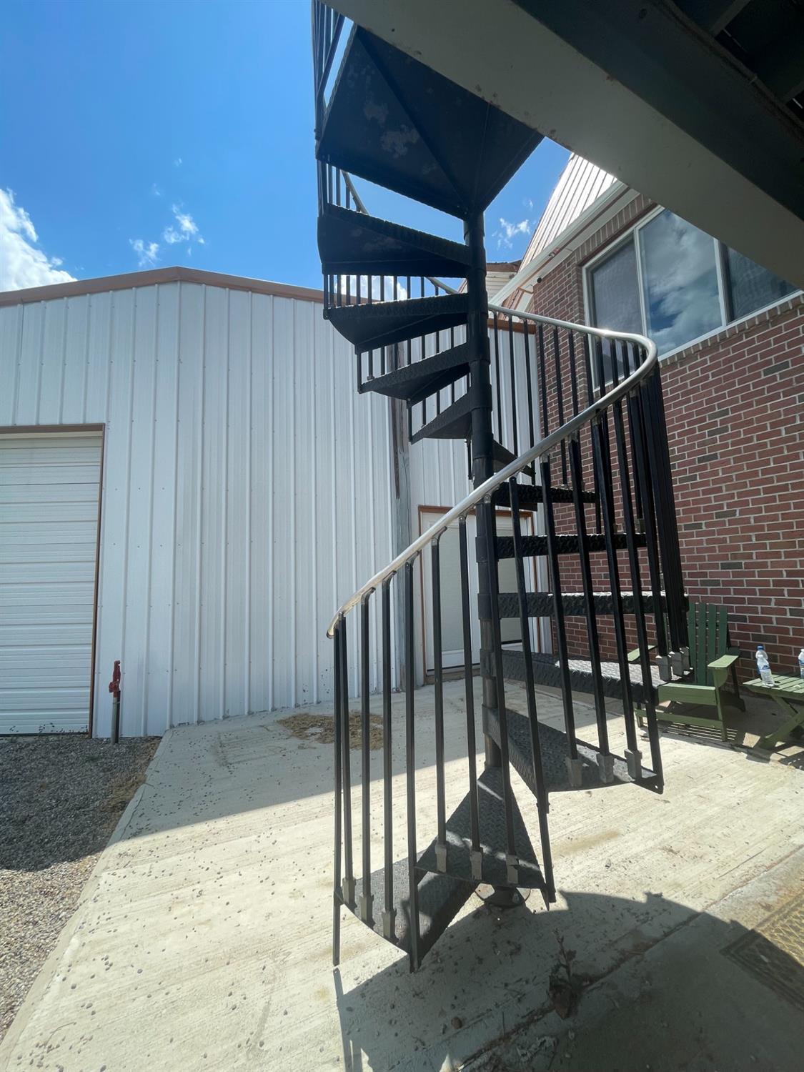 12302 Bennett Road Florence, IN 47020 - Photo 37 of 39 Spiral Steps