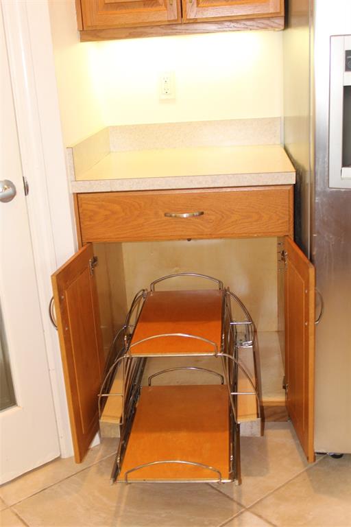 2422 Southeast 33rd Street Okeechobee, FL 34974 - Photo 6 of 32 a view of water heater room