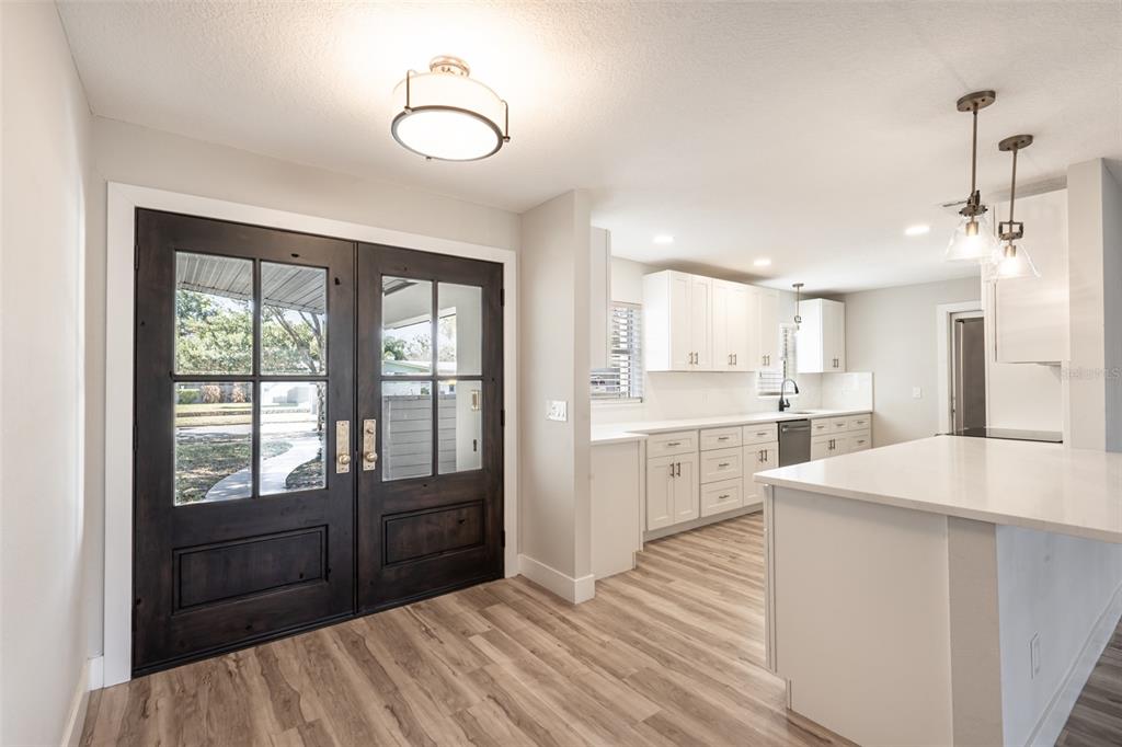 418 Gilbert Road Winter Park, FL 32792 - Photo 3 of 30