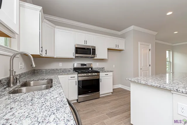 $2,400 | 39234 Blue Heron Court, Prairieville, LA 70769