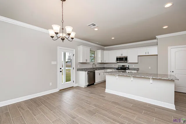 $2,400 | 39234 Blue Heron Court, Prairieville, LA 70769