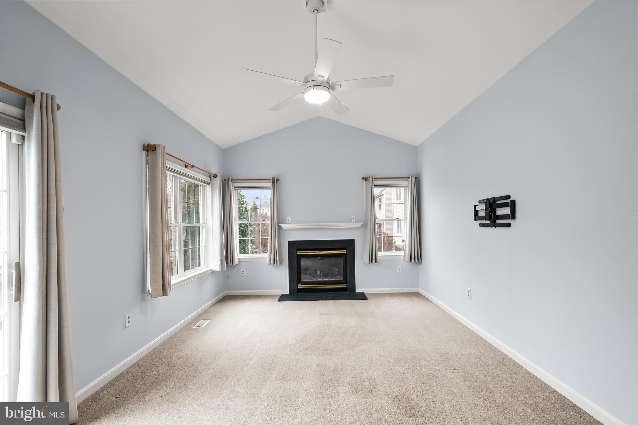 2548 Bear Den Road Frederick, MD 21701 - Photo 22 of 49 Family romm