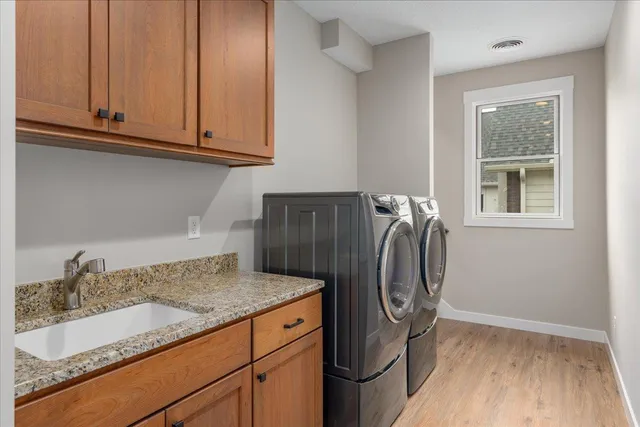 $929,900 | 2467 Sydney Lane, Hudson, WI 54016