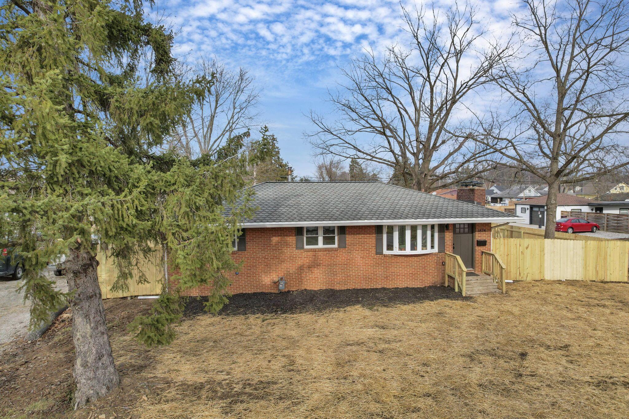 1874 Sale Road Columbus, OH 43224 - Photo 51 of 64 55-web-or-mls-DJI_0565