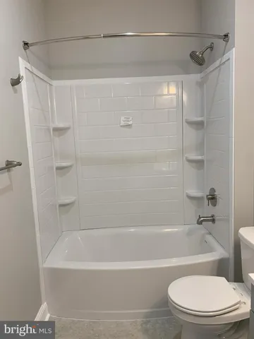 $1,900 | 168 Haddon Avenue, Unit A, West Berlin, NJ 08091