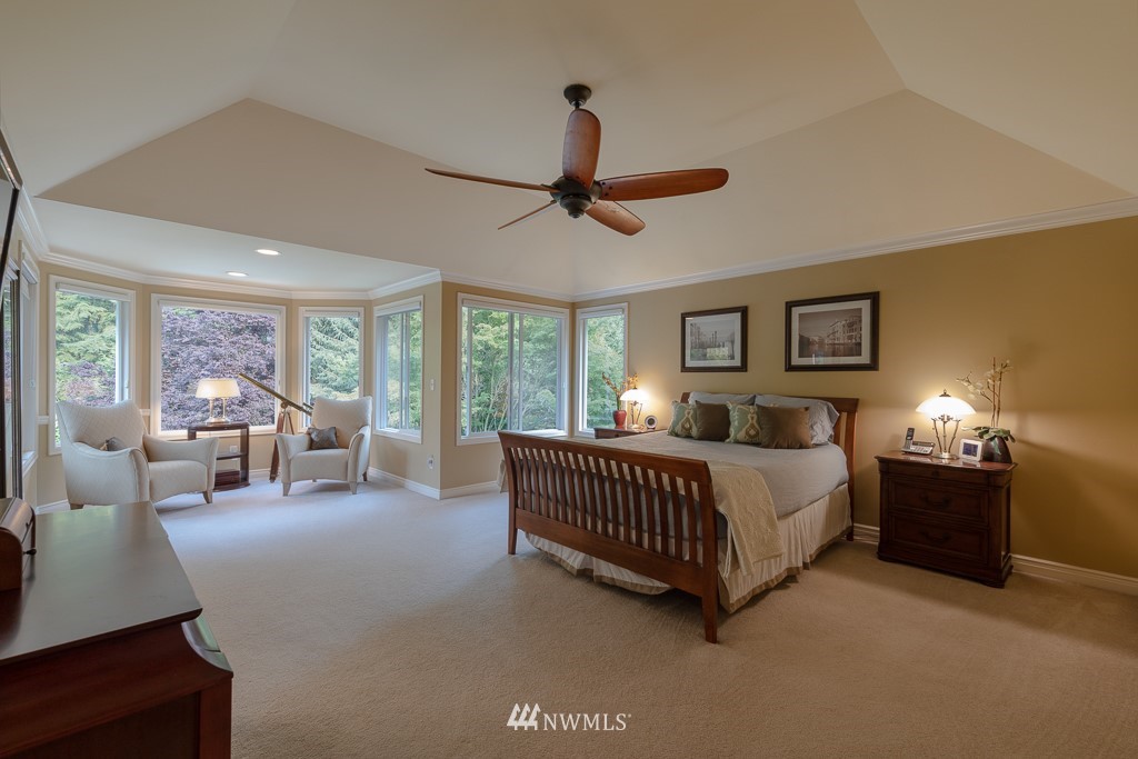 5011 176th Street Southeast Bothell, WA 98012 - Photo 15 of 24
