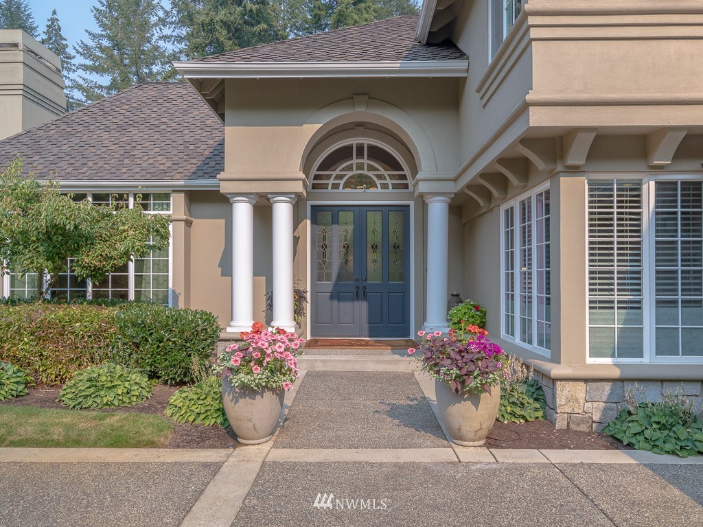 5011 176th Street Southeast Bothell, WA 98012 - Photo 3 of 24