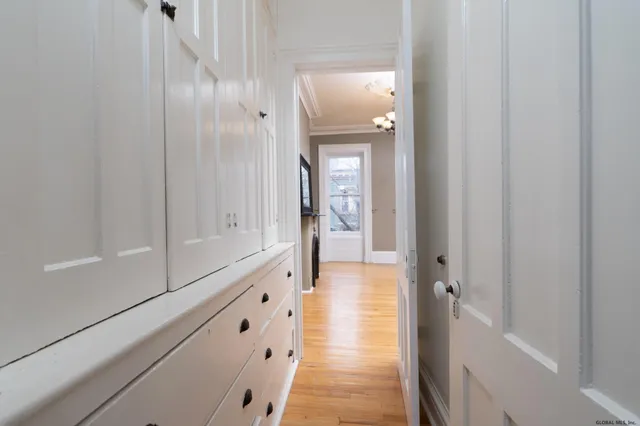 $2,350 | 279.5 Hudson Avenue, Albany, NY 12210