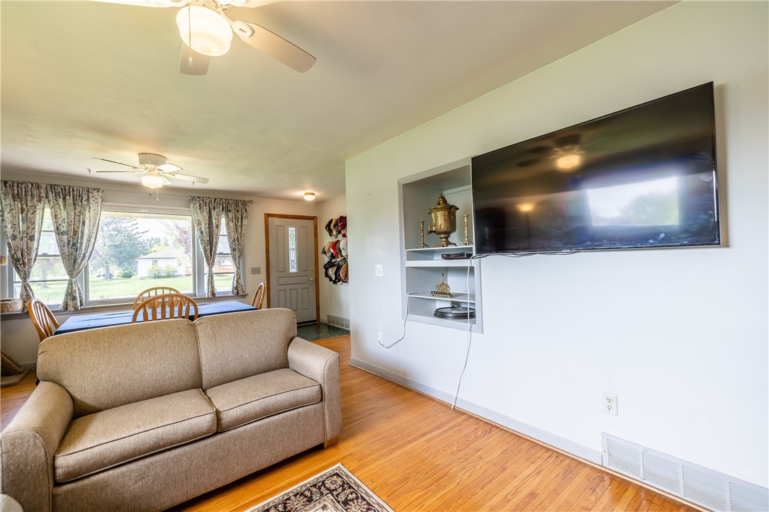 52 Leo Road Henrietta, NY 14623 - Photo 16 of 28