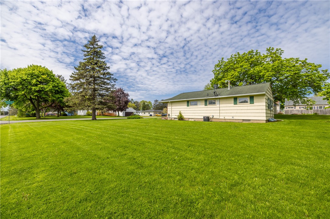52 Leo Road Henrietta, NY 14623 - Photo 22 of 28
