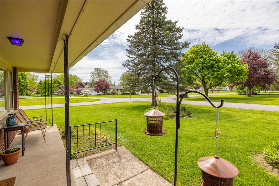 52 Leo Road Henrietta, NY 14623 - Photo 4 of 28