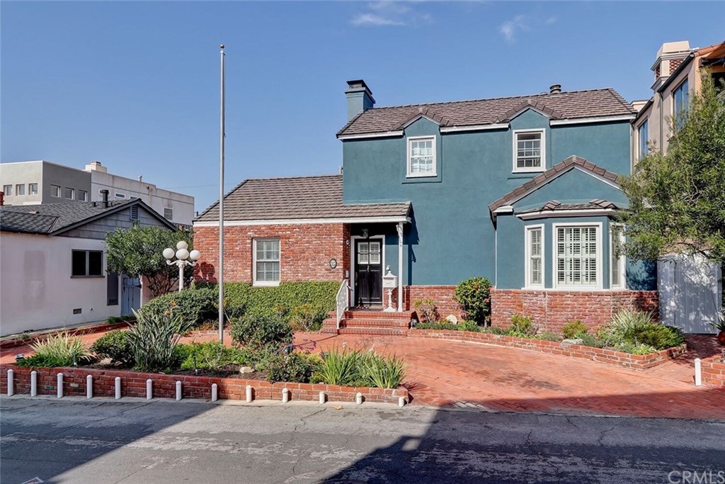 435 29th Street Manhattan Beach, CA 90266 - Photo 2 of 41