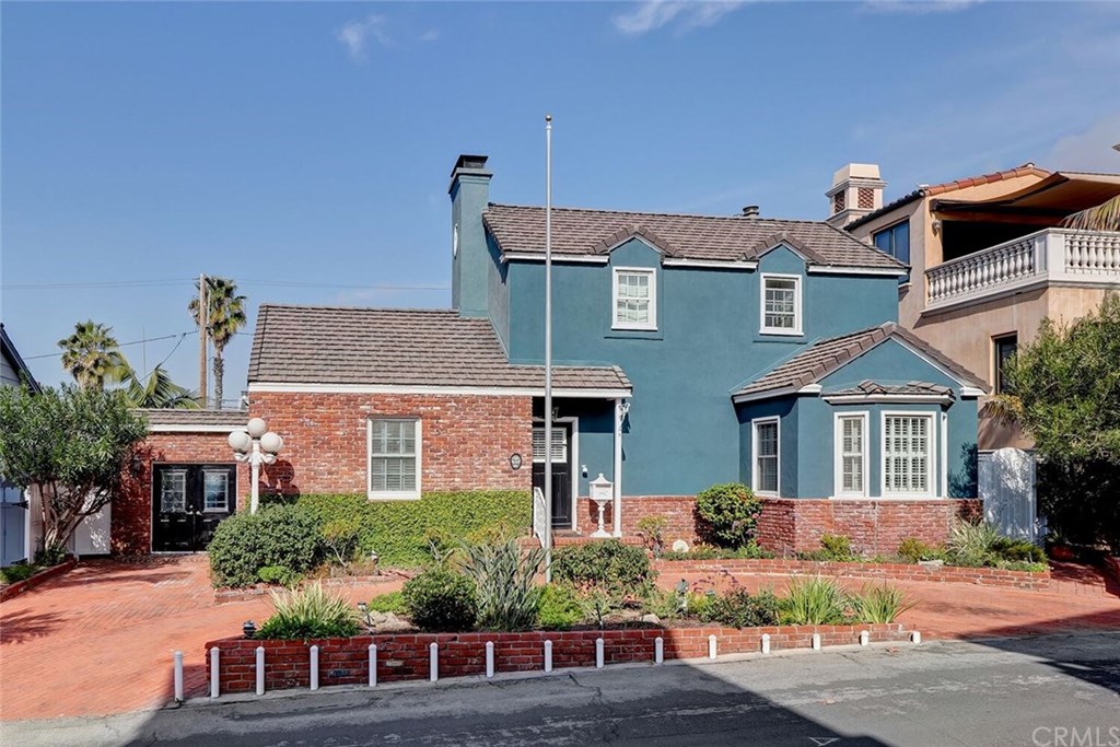 435 29th Street Manhattan Beach, CA 90266 - Photo 3 of 41