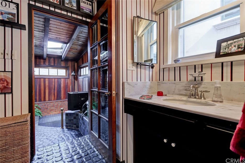 435 29th Street Manhattan Beach, CA 90266 - Photo 21 of 41