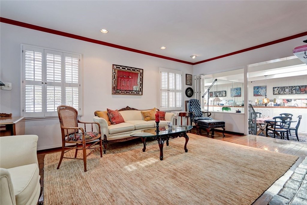 435 29th Street Manhattan Beach, CA 90266 - Photo 7 of 41