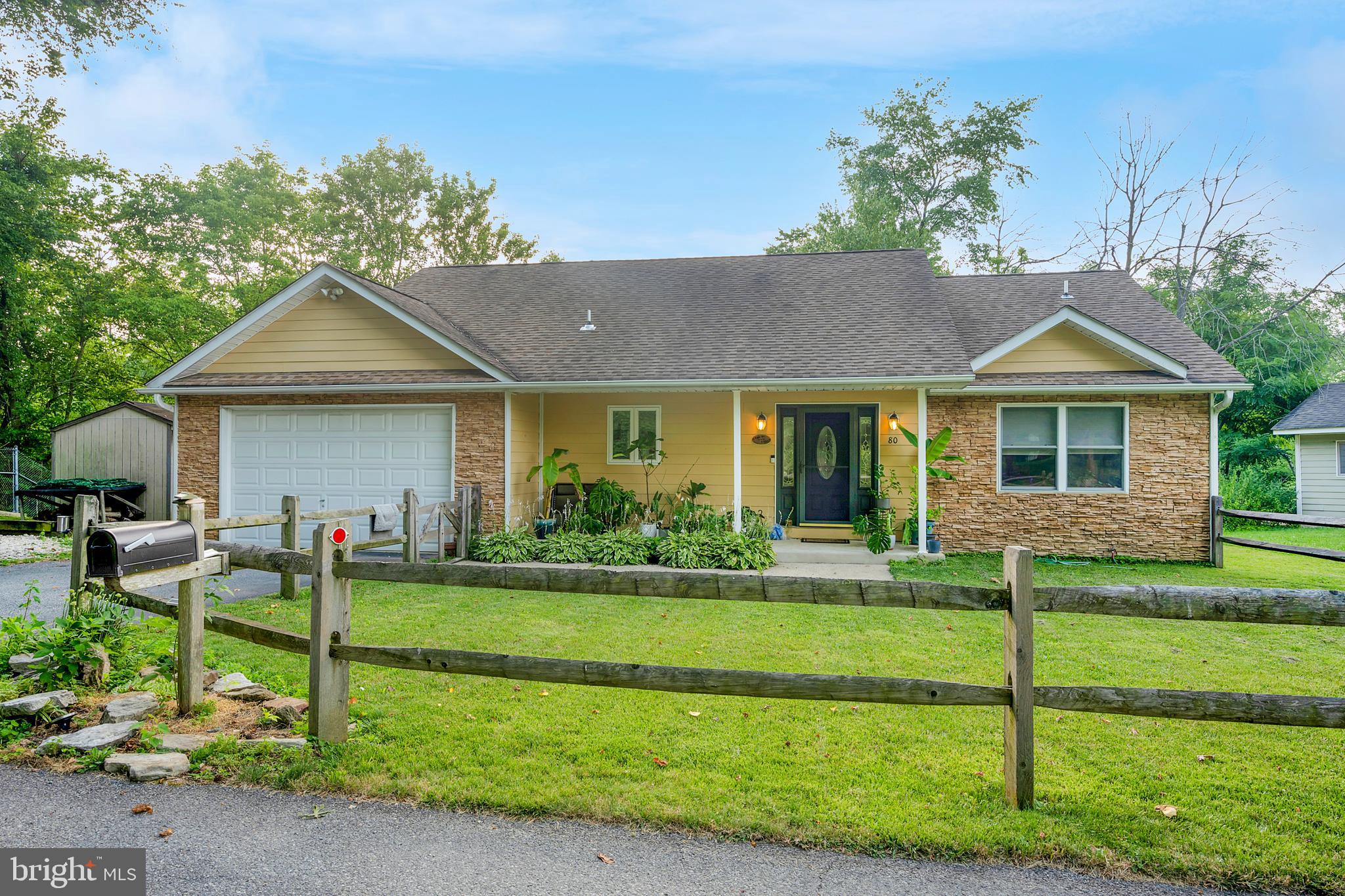 80 Shields Lane Newark, DE 19702 - Photo 2 of 25