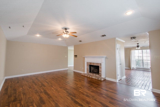 6968 Hedgestone Way Mobile, AL 36608 - Photo 16 of 44 Gas-Logs Fireplace
