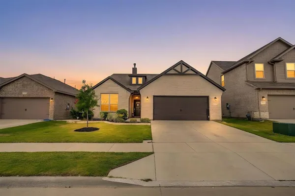 $363,425 | 1961 Bellatrix Drive, Haslet, TX 76052