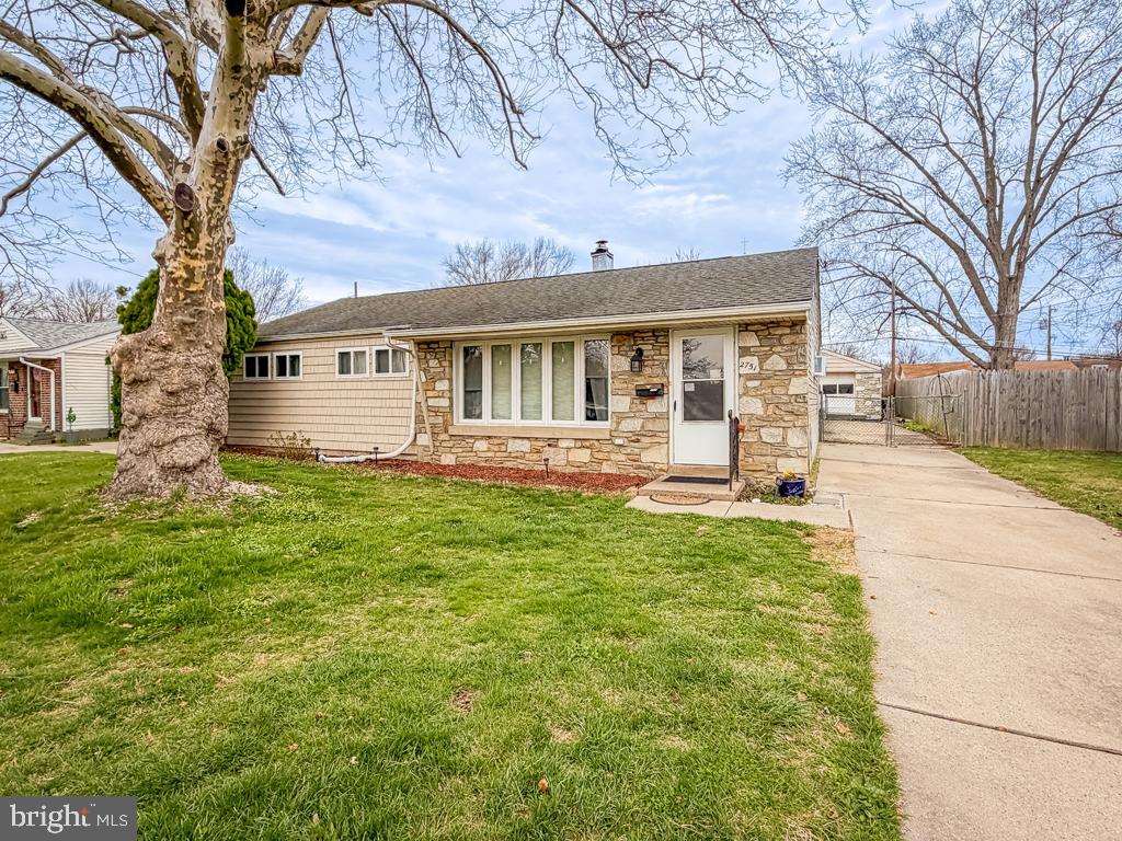 2751 Kruger Road Abington, PA 19001 - Photo 1 of 27