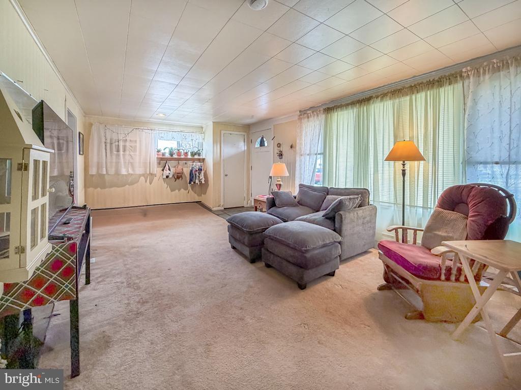 2751 Kruger Road Abington, PA 19001 - Photo 5 of 27