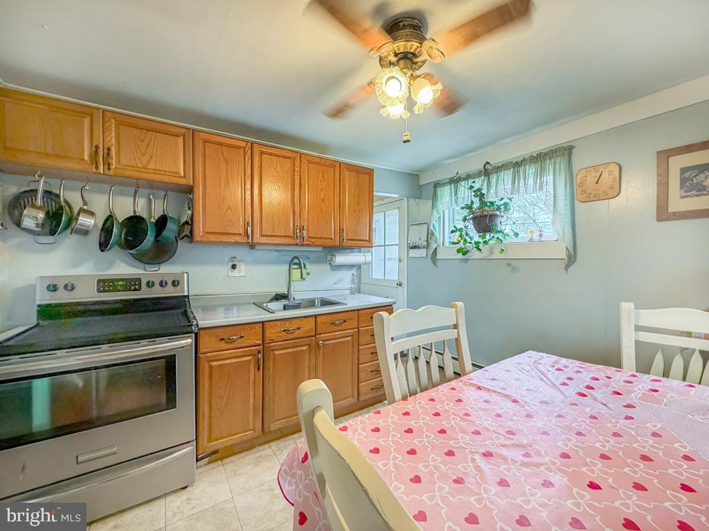 2751 Kruger Road Abington, PA 19001 - Photo 7 of 27