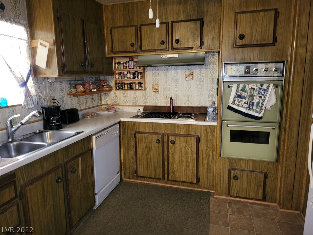 1160 Manse Road Pahrump, NV 89048 - Photo 8 of 14 Gallery Image 8