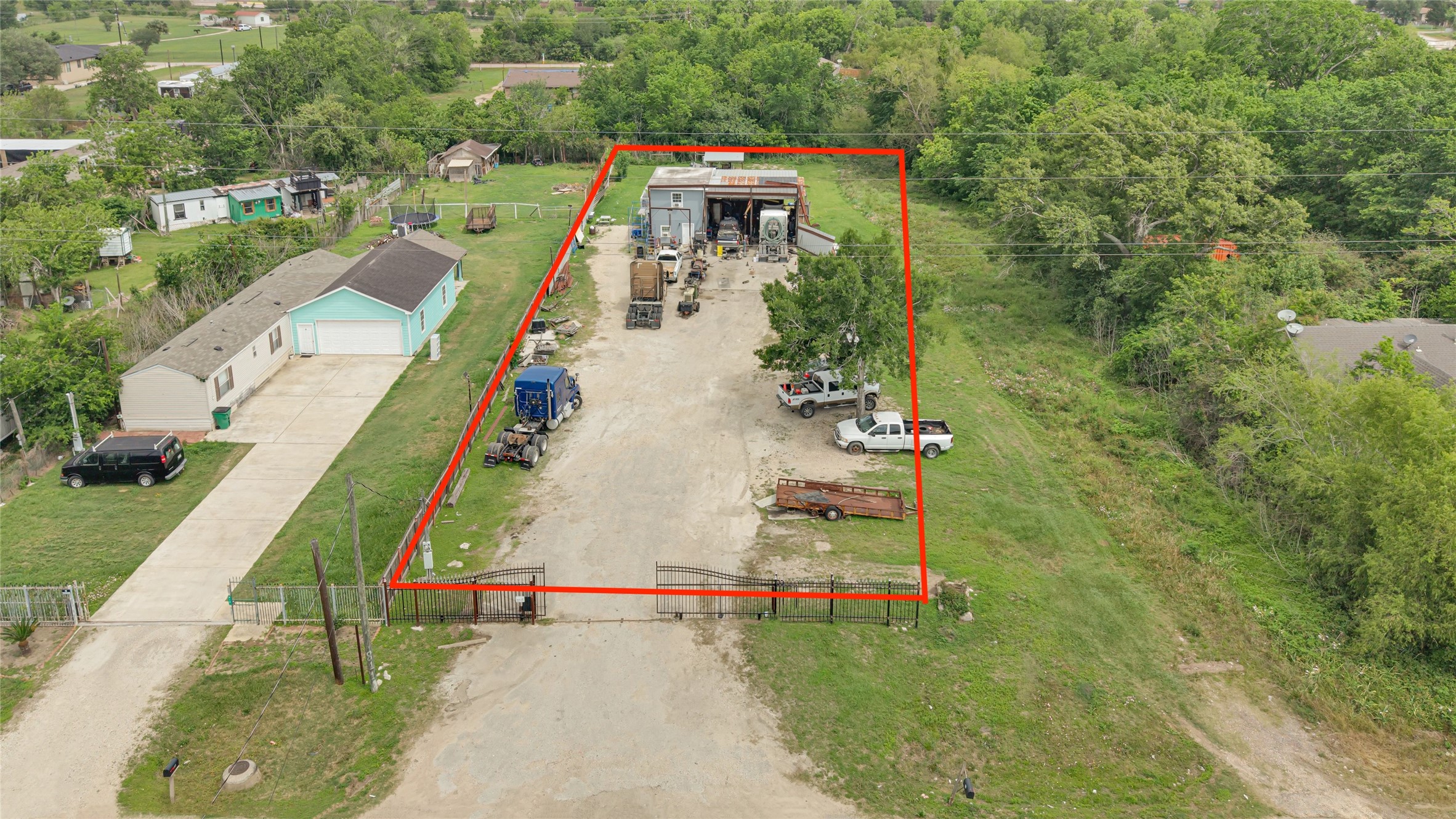 811 Coen Road Rosharon, TX 77583 - Photo 2 of 23 an aerial view of a house